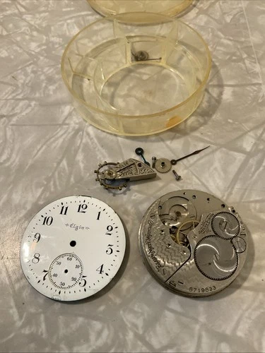 Vintage Antique Wind Up Pocket Watch Movement Elgin