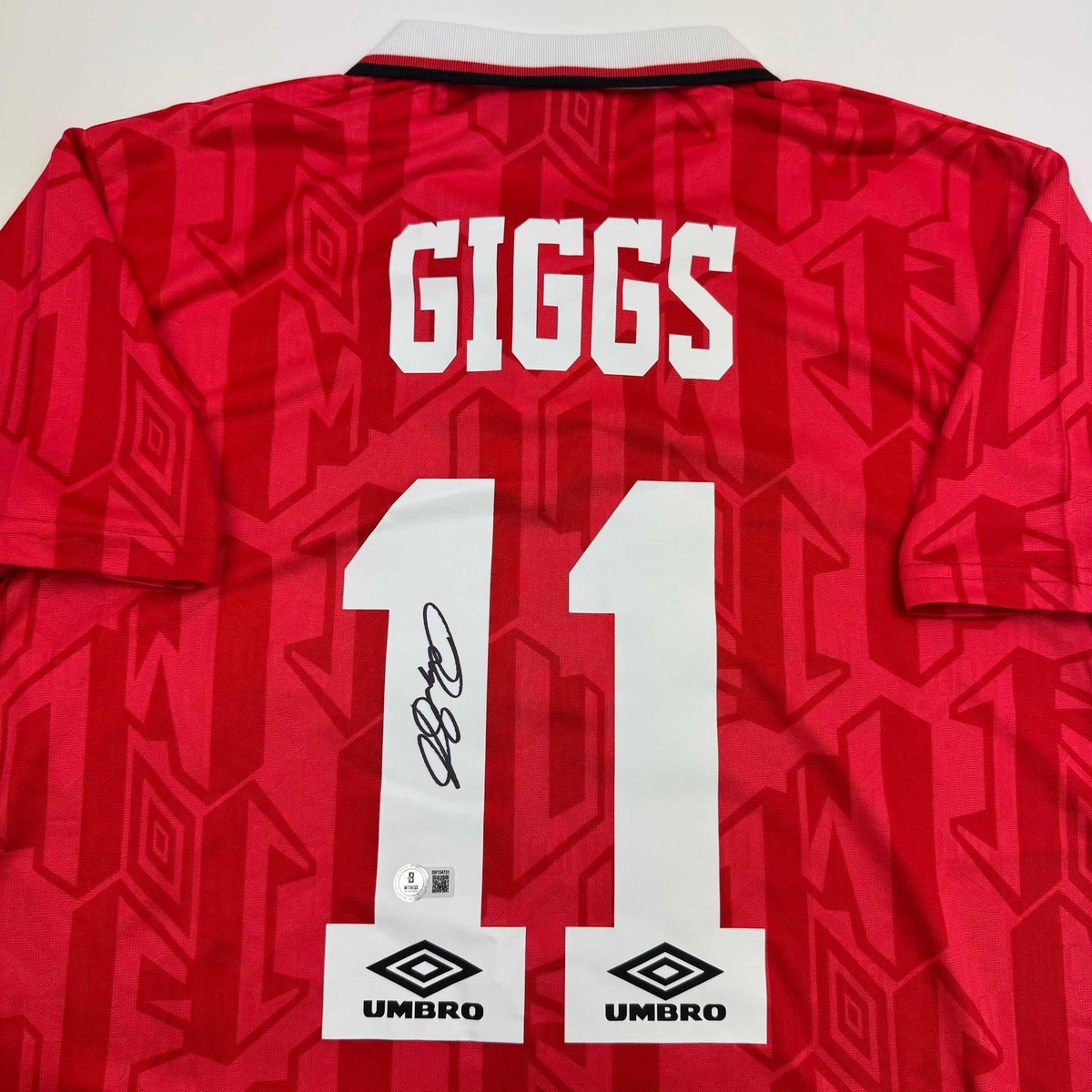 Autographed/Signed Ryan Giggs Manchester United Red Jersey Beckett