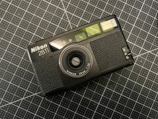 Nikon 28Ti - Fotocamera compatta a telemetro titanio 35 mm pellicola (eccellente)