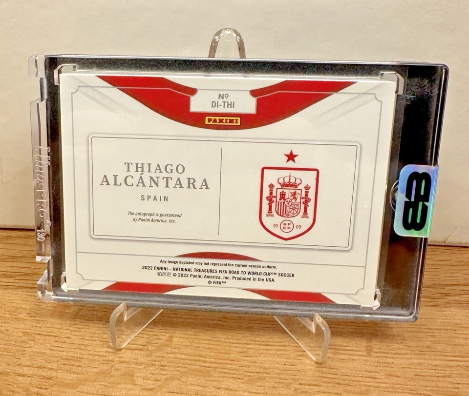 2022 Panini National Treasures Thiago Alcantara On-Card Auto /25 - Spanien - Bild 2 von 2