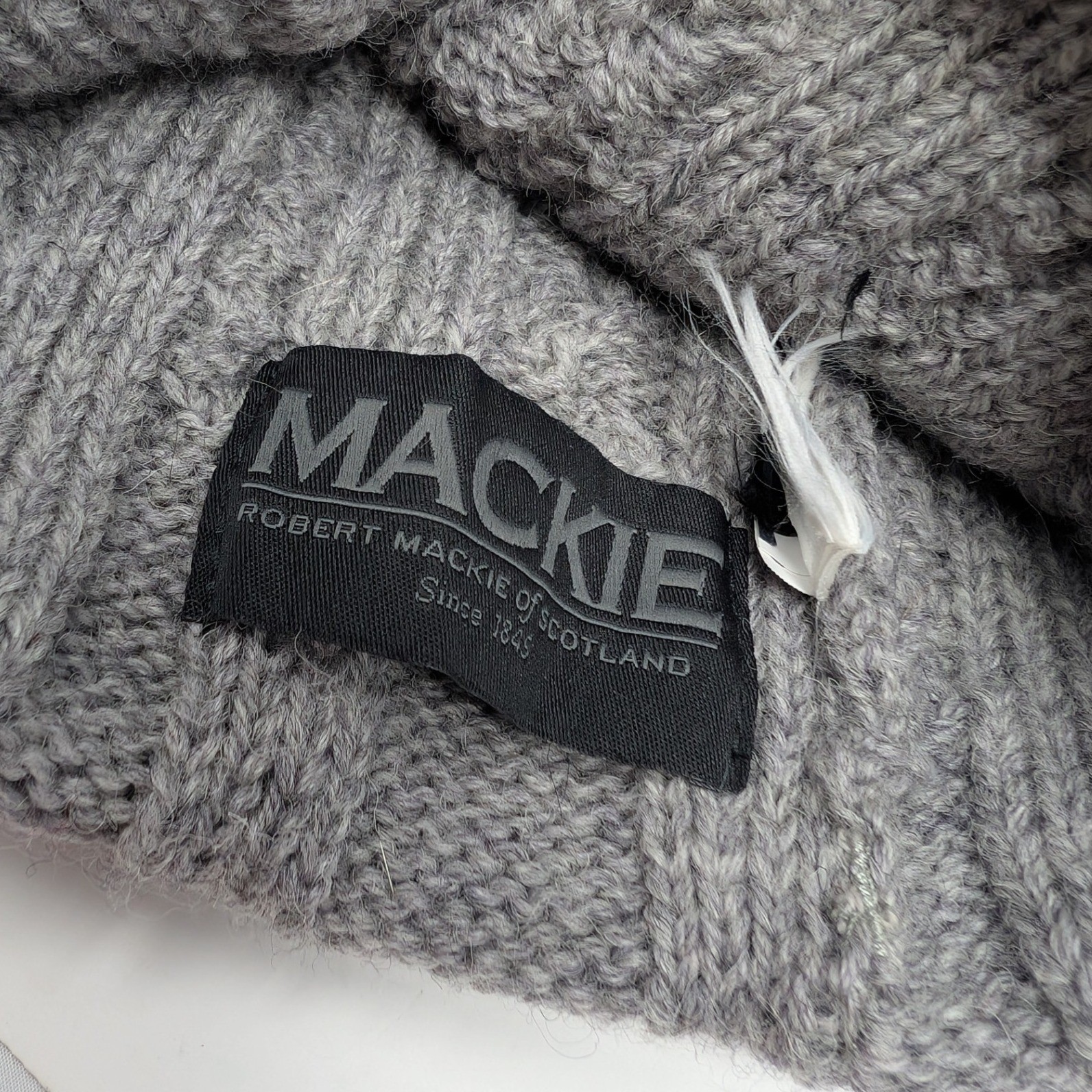 Canada Goose x Robert Mackie Scotland Chunky Cable Knit Wool Beanie Hat Gray thumbnail 5