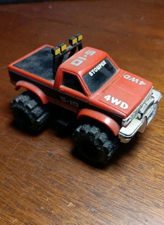 VINTAGE Schaper STOMPERS Red S 10 4x4 Pickup. No Batt Cover.