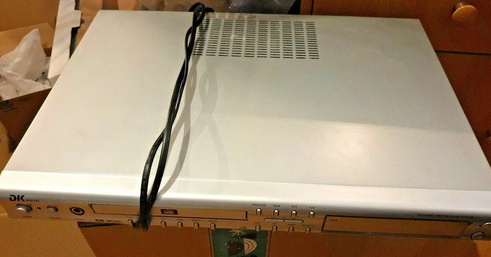 DK Digital Heimkino DVD-R379 als Ersatzteilspender