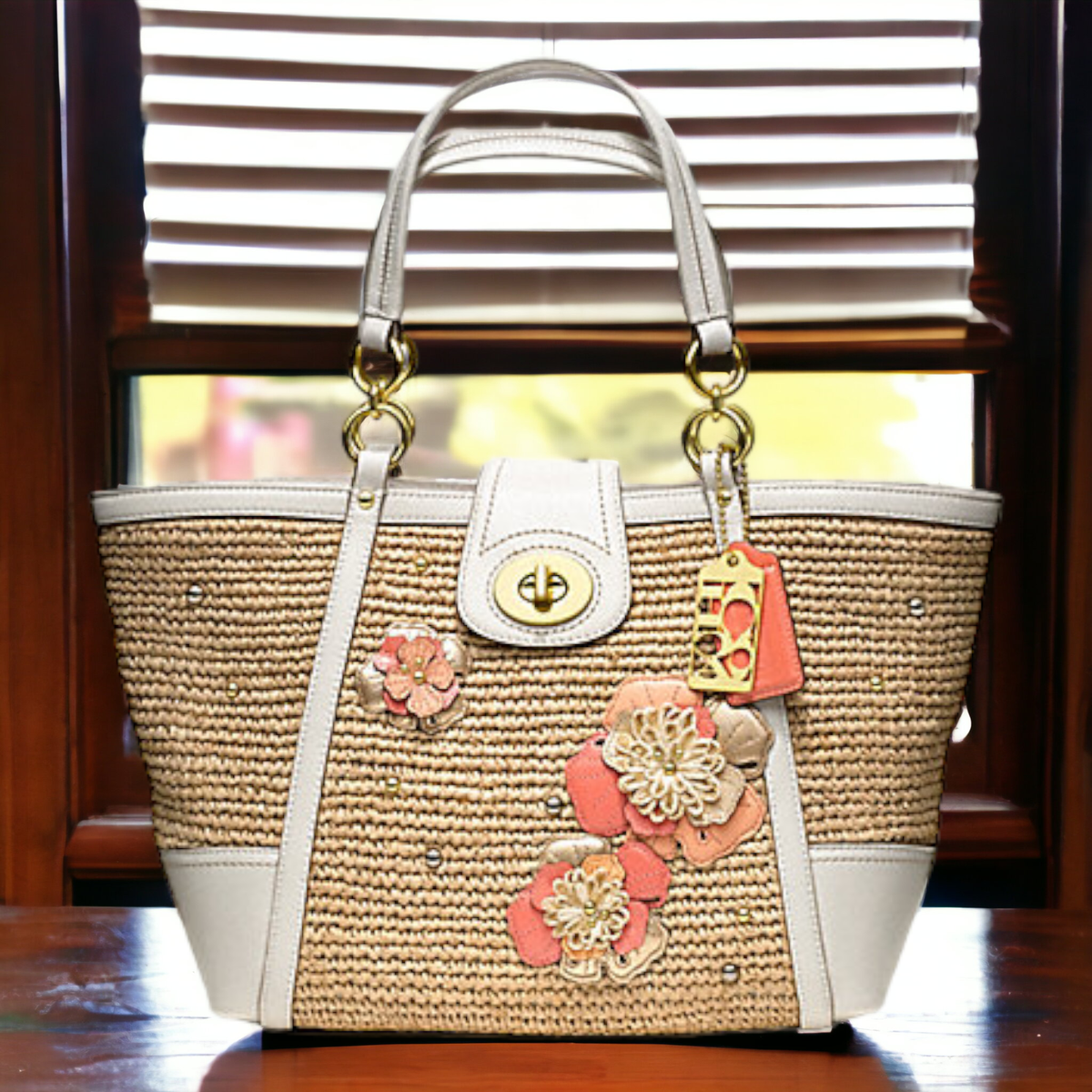 NWT Coach 19347 Hamptons Straw Applique Tote Bag Floral RARE HTF