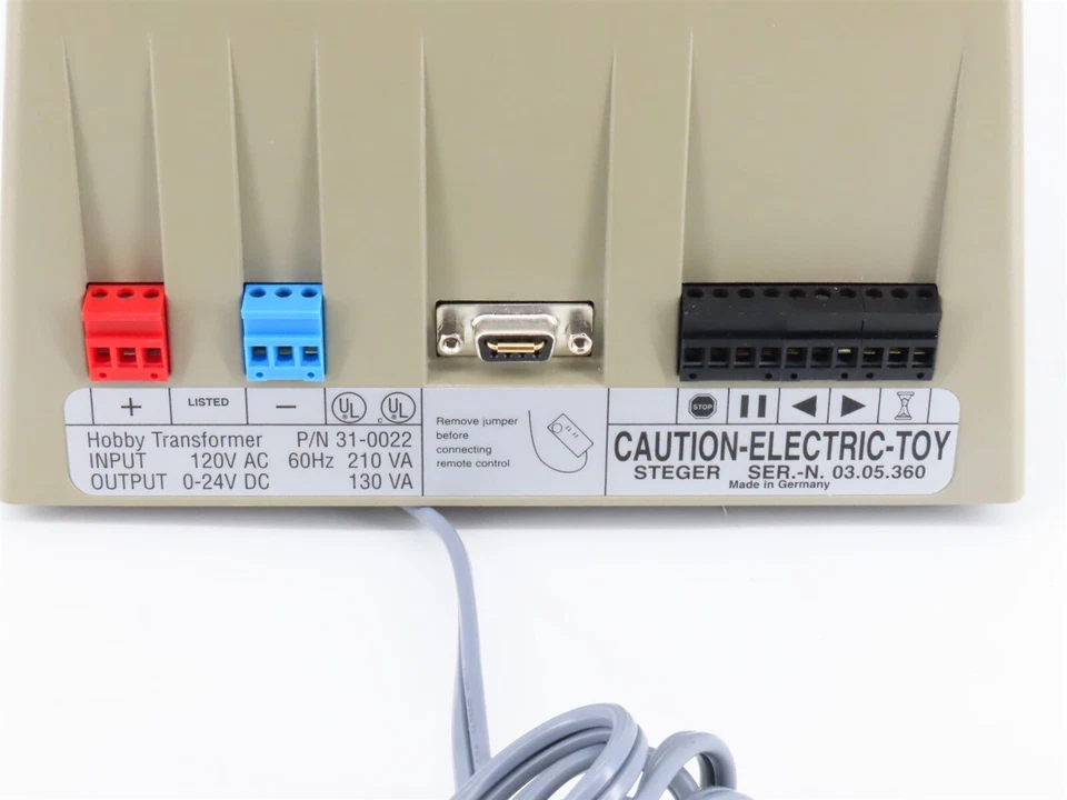Transformador/controlador LGB 50101 JUMBO 24V 10A DC para maquetas de trenes a escala G Foto 3 de 4