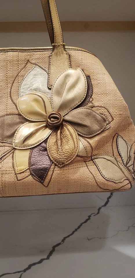 Coach natural straw floral bag F14867 - Image 3 of 4