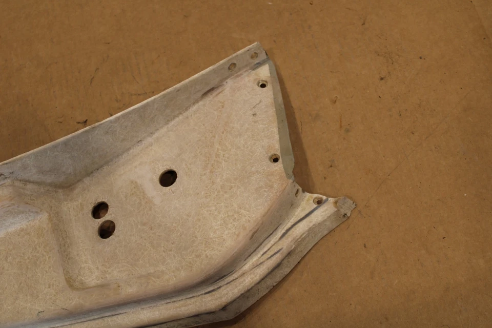 Corvette 1963 original LH cupé puerta golpeador cerradura panel pilar ¡fibra de vidrio blanca! Foto 2 de 4