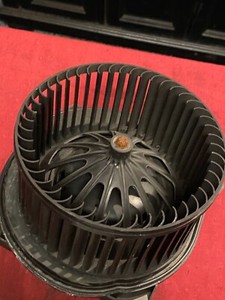 BROSE BEHR P3086001, BLOWER MOTOR  FREIGHTLINER AC/ HEATER FAN A27289110