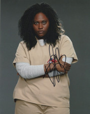 DANIELLE BROOKS AUTOGRAPH SIGNED 10X  8