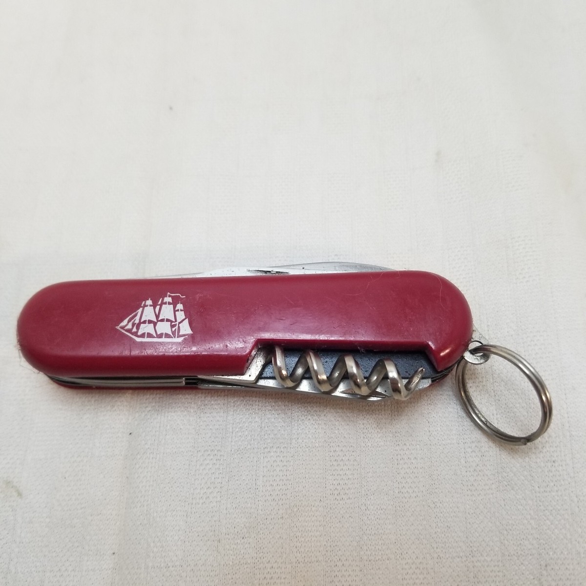 vintageキーホルダー　PAT.NOV.11.1879 Vintage Old Spice Japan Tall Ship Red SWISS Army Scout Pocket