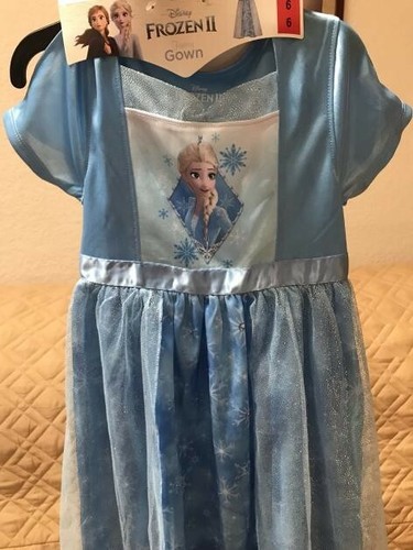 Disney Frozen II Elsa Fantasy Gown Size 