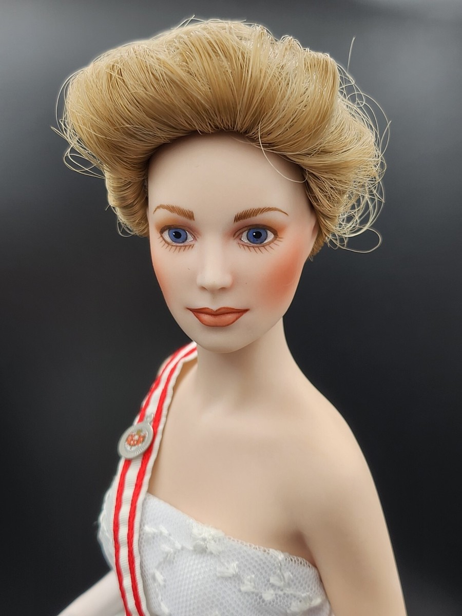 Franklin Mint Heirloom Princess Grace Of Monaco Portrait Doll 16