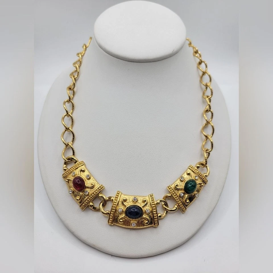 AVON CHAIN NECKLACE MULTI-COLOR CABOCHON GLASS GOLD TONE AUTHENTIC VINTAGE - Image 2 of 4