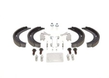 BOSCH Bremsbackensatz, Feststellbremse 0 204 113 819 für MERCEDES-BENZ