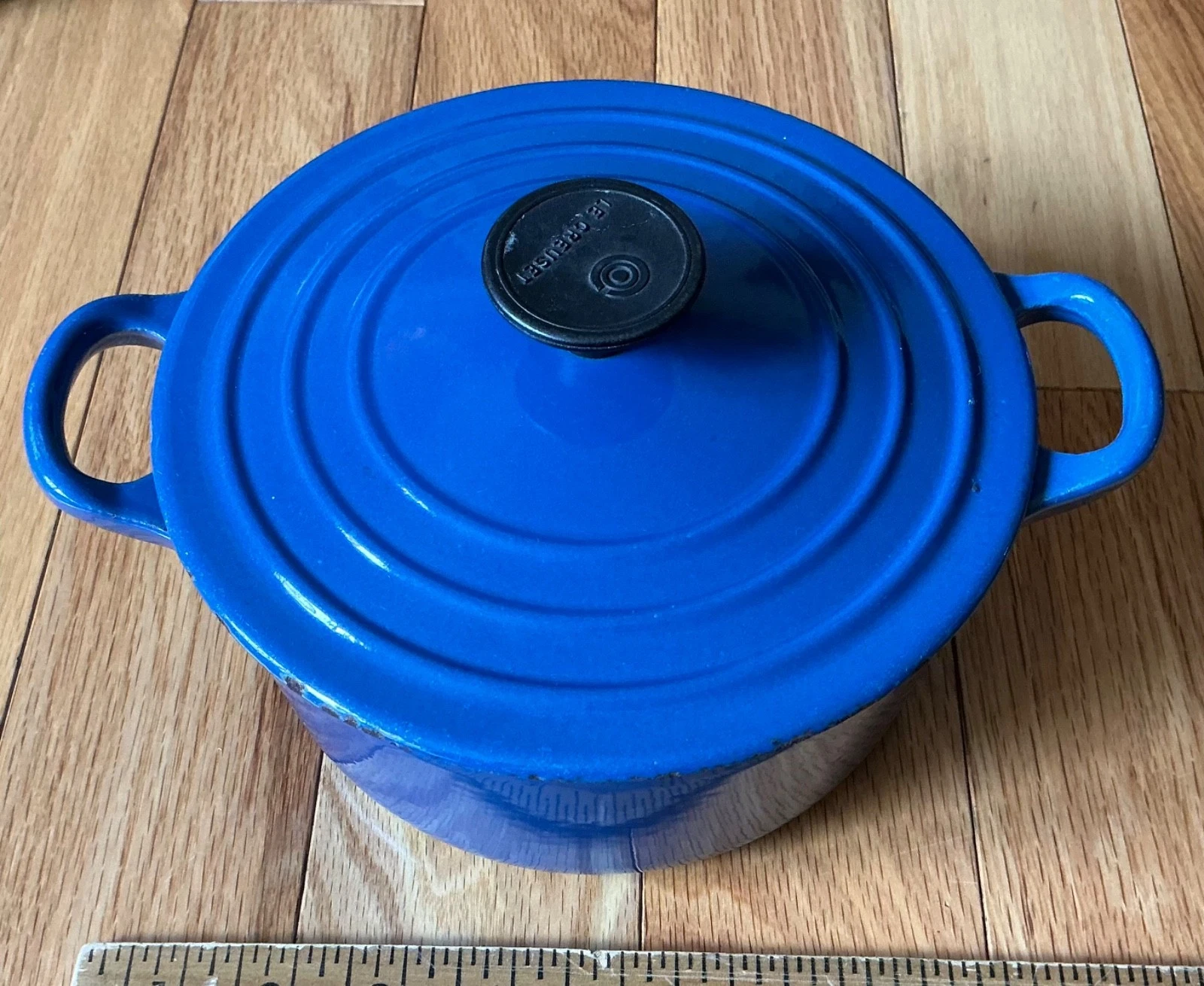 Le Creuset France Cast Iron Enamel Blue Dutch Oven
Opens in a new window or tab