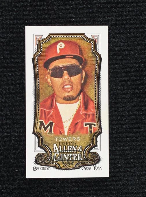 Myke Towers trading card