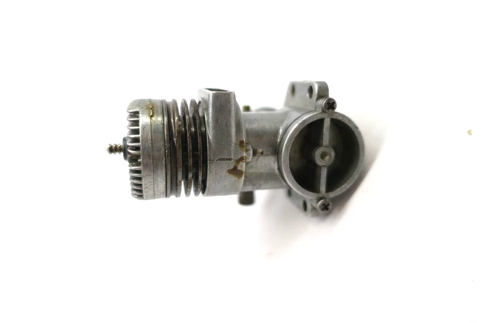 Vintage Fox 15 RC Nitro Model Airplane Engine - Image 4 of 4