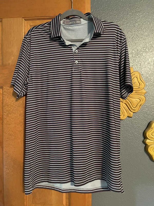 EUC MENS LARGE MATTE GREY GOLF SHIRT POLO