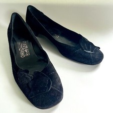 SALVATORE FERRAGAMO Women's Vintage Black Suede Heeled Loafers Size 6 US Beauty