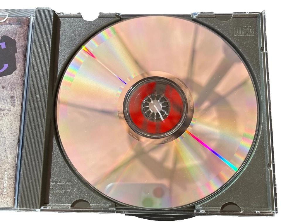 2Pac 2Pacalypse Now CD 1998 Tupac Shakur  Rap Hip-Hop Explicit Foto 4 de 4