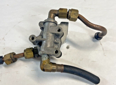 MARK 6 MERCURY KIEKHAEFER  COMET TWIN FUEL PUMP OUTBOARD
