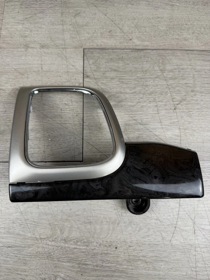 Jeep Grand Cherokee 2011-2021 juego de paneles de ventilación de tablero de madera oscura Foto 4 de 4