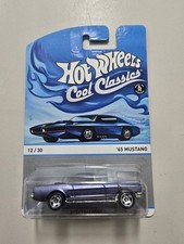 Hot Wheels 2014 Cool Classics 12/30 Spectrafrost Gray 65 Mustang Convertible