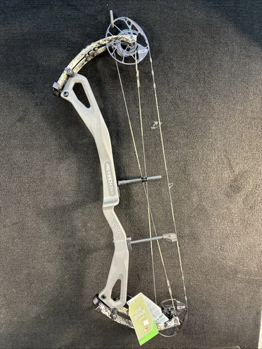 PSE Mach 34 DFC RH 70 lb 26.5-32" EC2 Carbon Charcoal Elevated II Hunting Bow