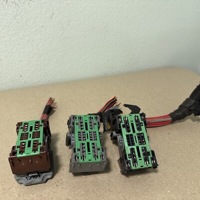 06 07 Jeep Commander Cabin Fuse Box Connector Plug Harness Cut OEM
