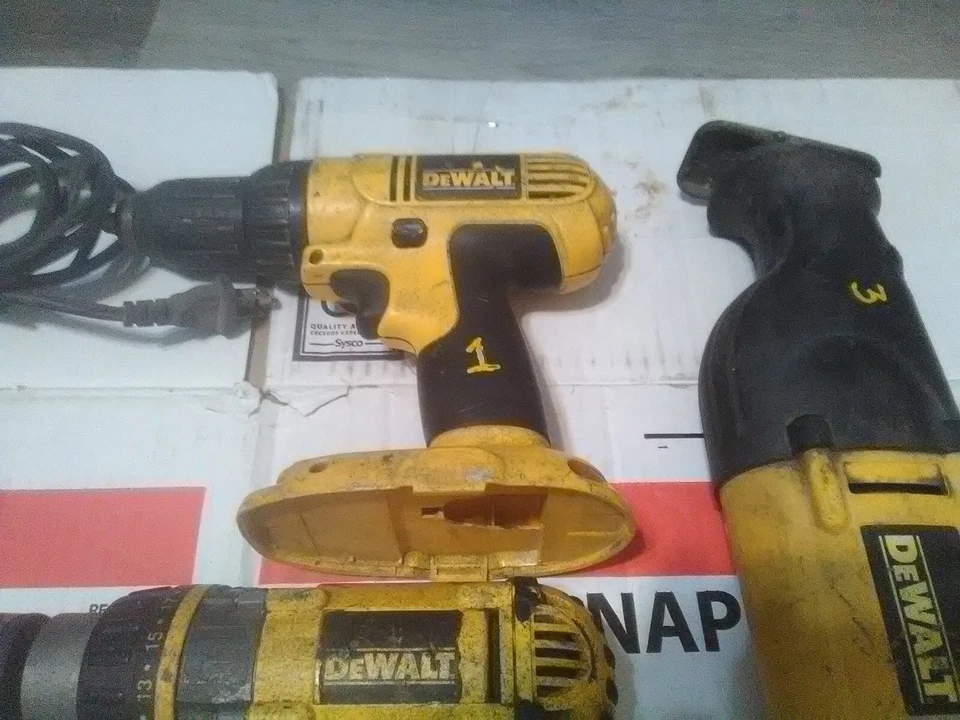 DeWALT drill 18V saw charger battery skillsaw DW9116, 9009, 938, DC759, 988, 390 - Image 3 of 4