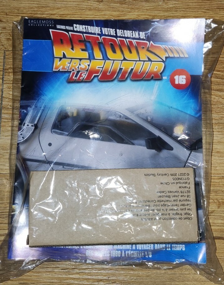 Delorean 1/8 Eaglemoss 16 maquette Retour vers le Futur voiture miniature neuve rare