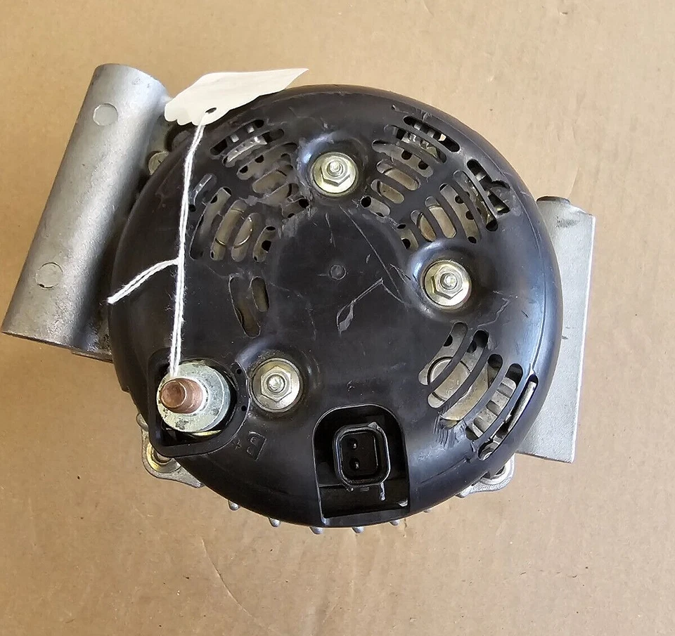 Jeep Grand Cherokee V8 2011 a 2020 5,7 litros VIN T alternador reman por casa rodante Foto 4 de 4