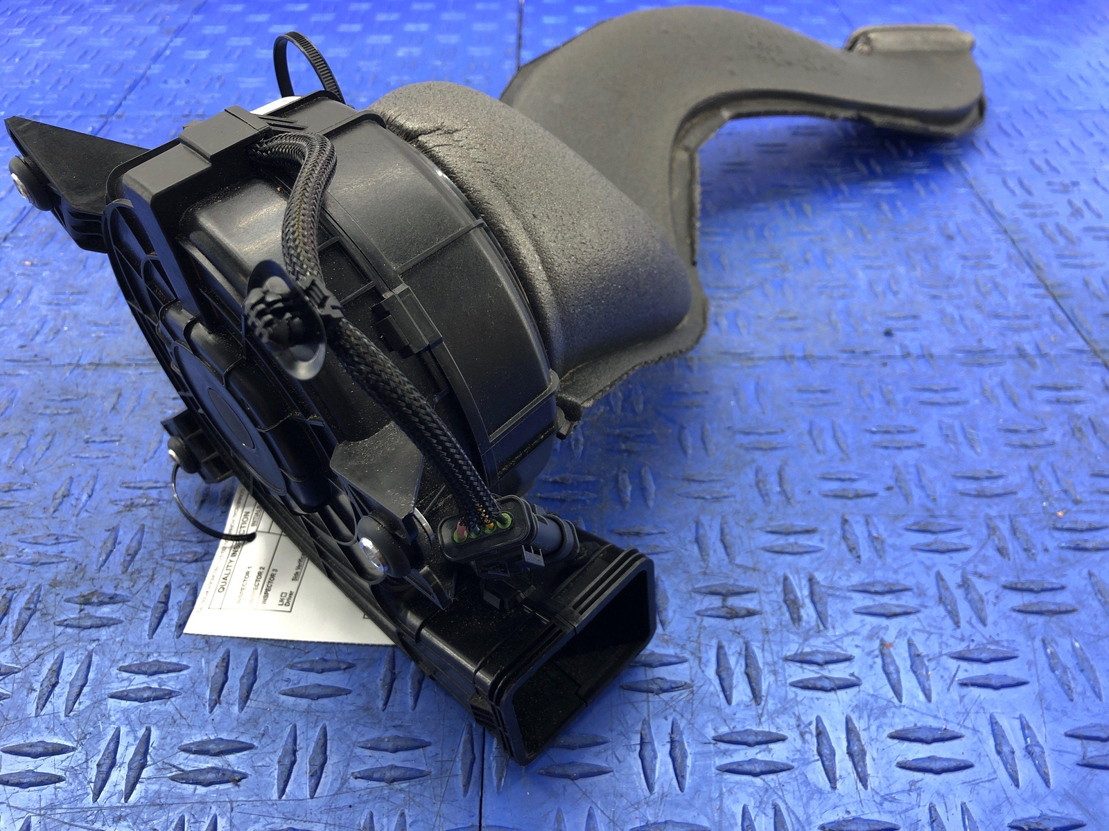 2023 MASERATI GRECALE REAR TRUNK FAN BLOWER MOTOR BATTERY COOLER 670156431