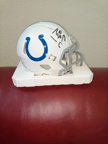 PEYTON MANNING SIGNED INDIANAPOLIS COLTS MINI HELMET BECKETT BAS