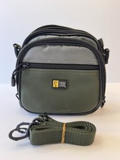 Case Logic Portable CD Player Carry Case Travel Bag Green Grey Multiple Pockets