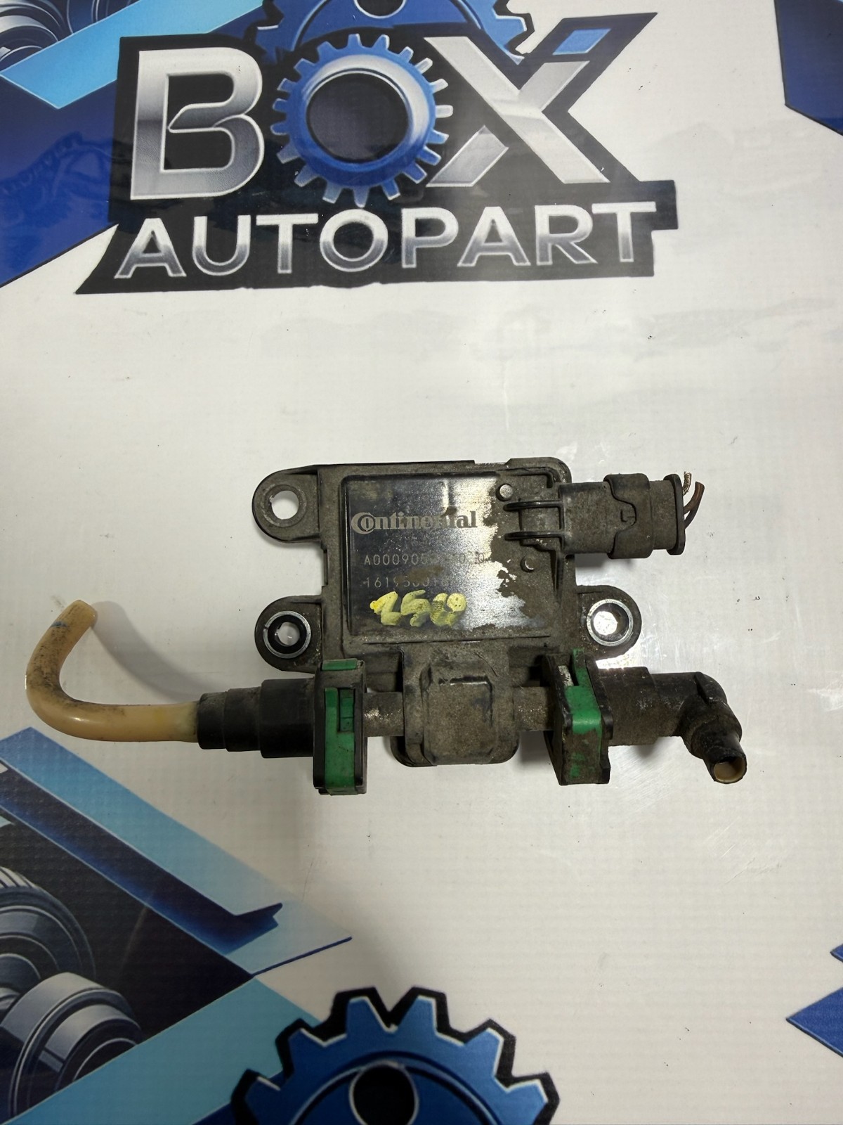 2014-2019 MERCEDES CLA250 FUEL TANK PRESSURE TEMPERATURE SENSOR A0009054200 OEM
