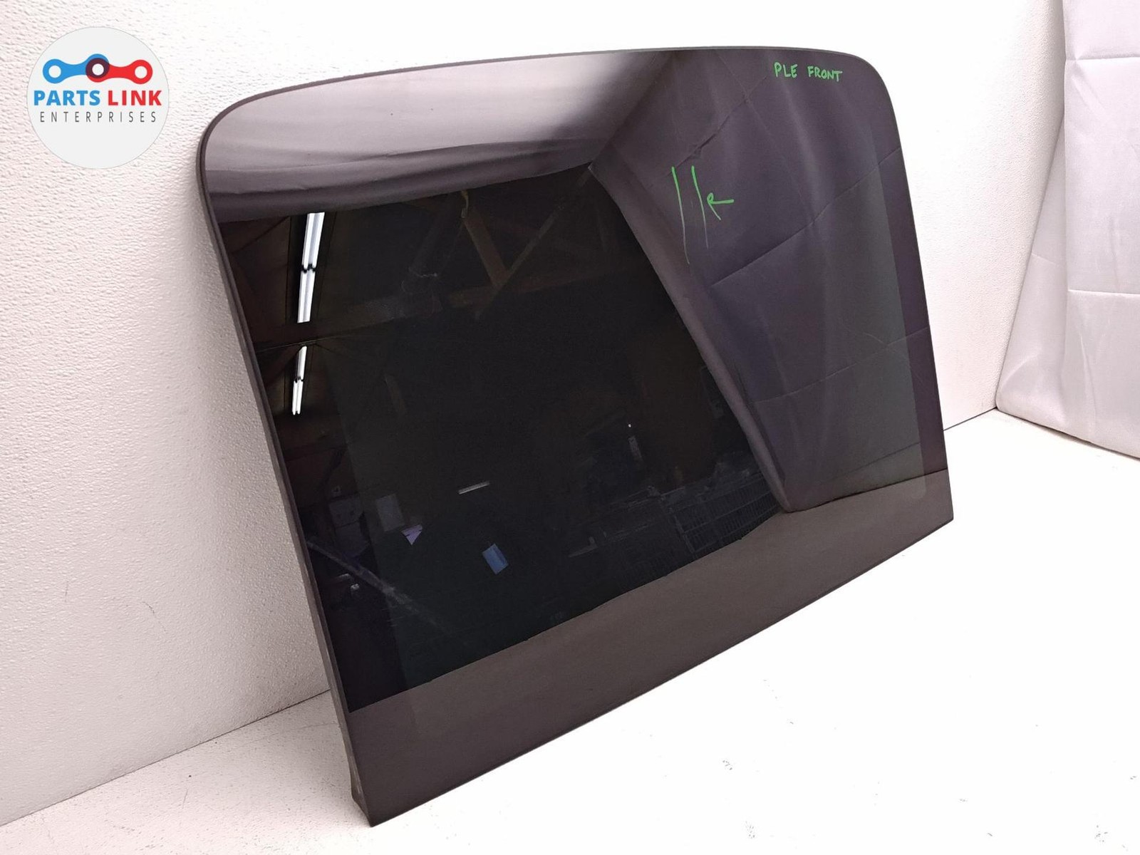 2016-20 BENTLEY BENTAYGA FRONT SUNROOF GLASS MOON OPEN WINDOW PANEL PANO 636