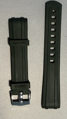 OMEGA Seamaster Diver 300m / Orig. Dornschließe + Kautschukbank / grün
