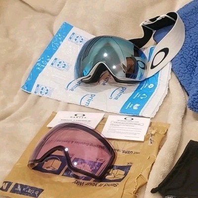 Oakley Flight Deck L Mens Goggle - Sapphire Blue AND Snow Clear Prizm Lens