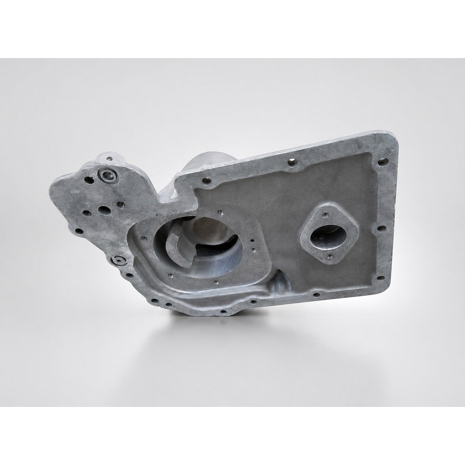 Maserati Ghibli Front Oil pump housing P/N 79533