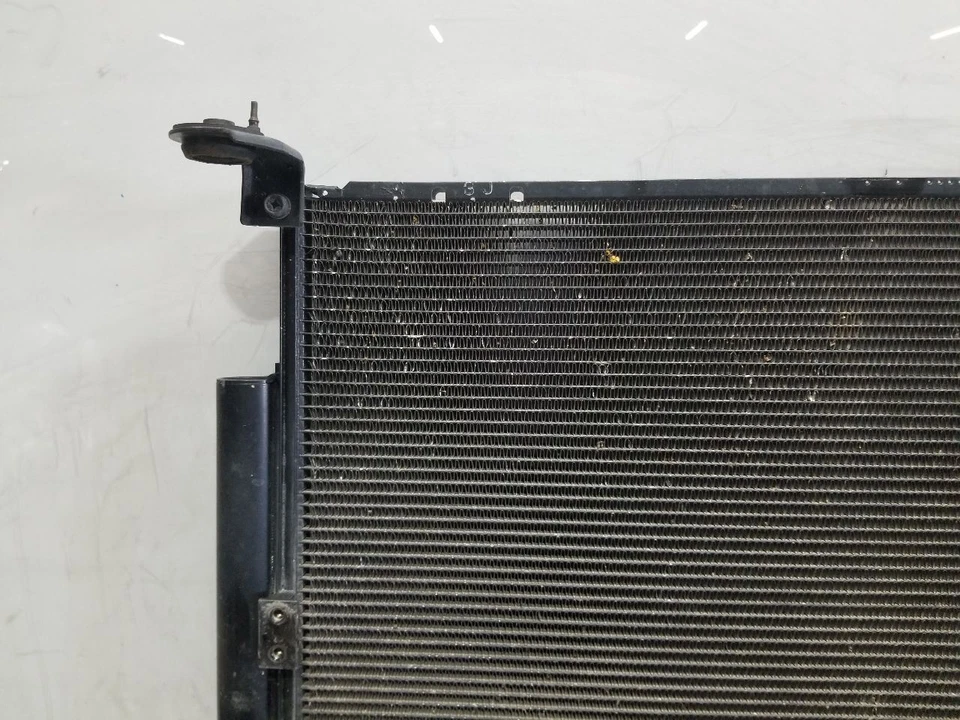 07 2007 TOYOTA FJ CRUISER 4.0L AC CONDENSER - Image 3 of 4