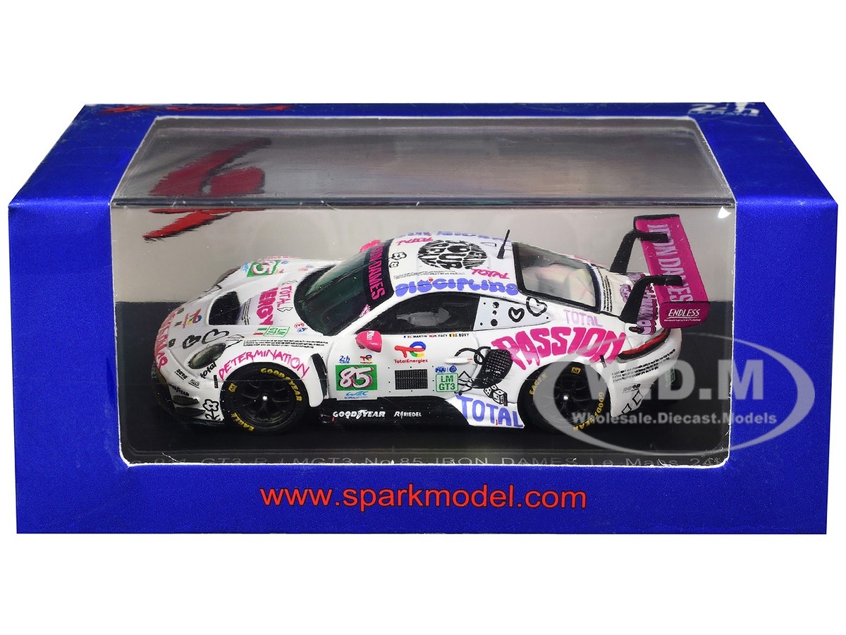 PORSCHE 911 GT3 R LMGT3 #85 IRON DAMES 