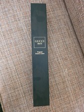 Gucci No.3 Fragrant Drawer Liners, White Pape...