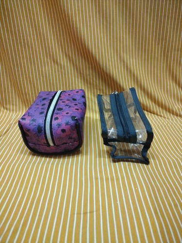 Izak Purple New York & Clear Twelve NYC Cosmetic Makeup Bags Bundle Of 2 - Picture 4 of 15