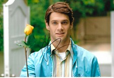 Justin Bartha autograph signed 20x30 cm picture