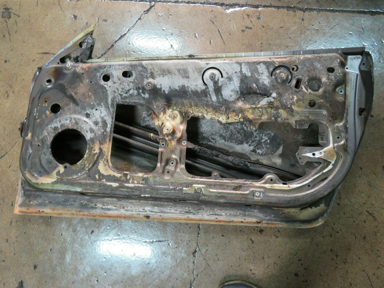 Maserati GranCabrio Convertible, RH, Right Door Shell, Used, P/N 81797900