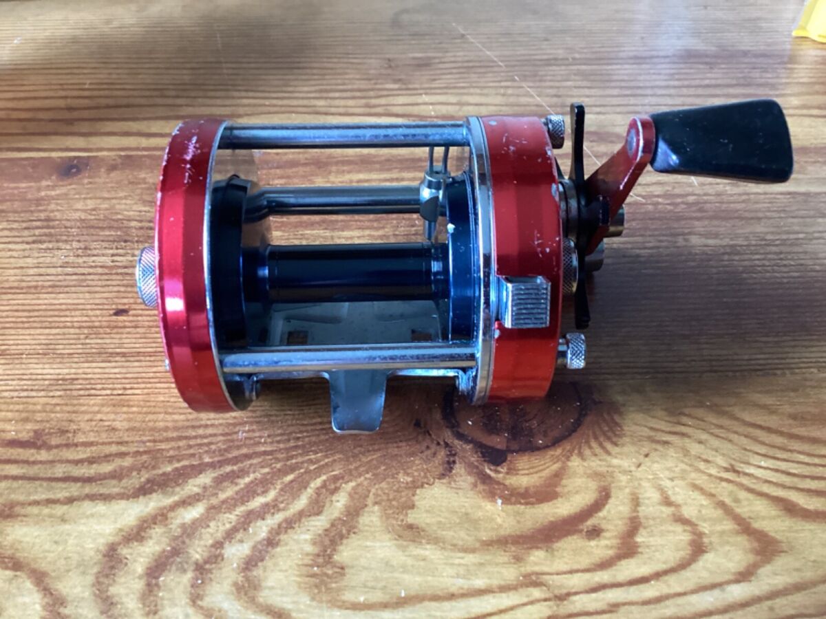 Vintage Abu Ambassadeur 7000 Baitcast Star Drag Reel- made Vintage Abu Ambassadeur 7000 Baitcast Star Drag Reel- made