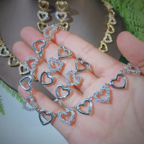 Juego de joyas collar de boda de circonitas cúbicas de tenis enchapado en plata con corazón - Vídeo 1 de 1