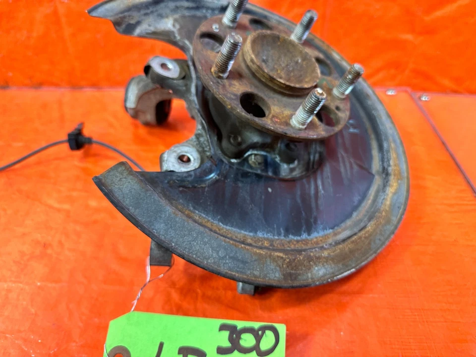 06-11 HONDA CIVIC SI - CONDUCTOR TRASERO IZQUIERDO - BUJE NUDILLO HUSILLO - OEM #300 Foto 2 de 4