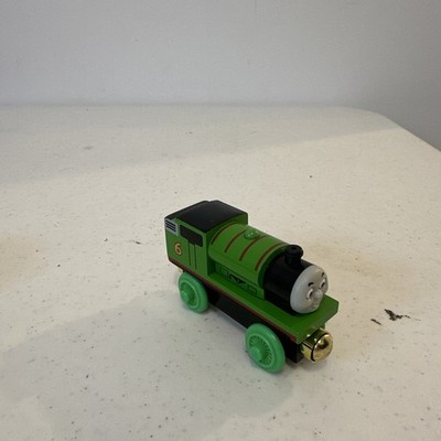 PERCY with GOLD MAGNETS (2003) / Thomas & Friends Wooden Railway RFID